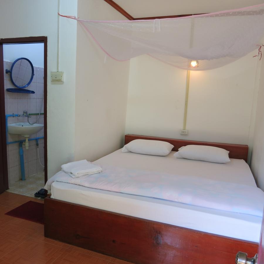 Kongkeo Guesthouse Muang Phônsavan エクステリア 写真