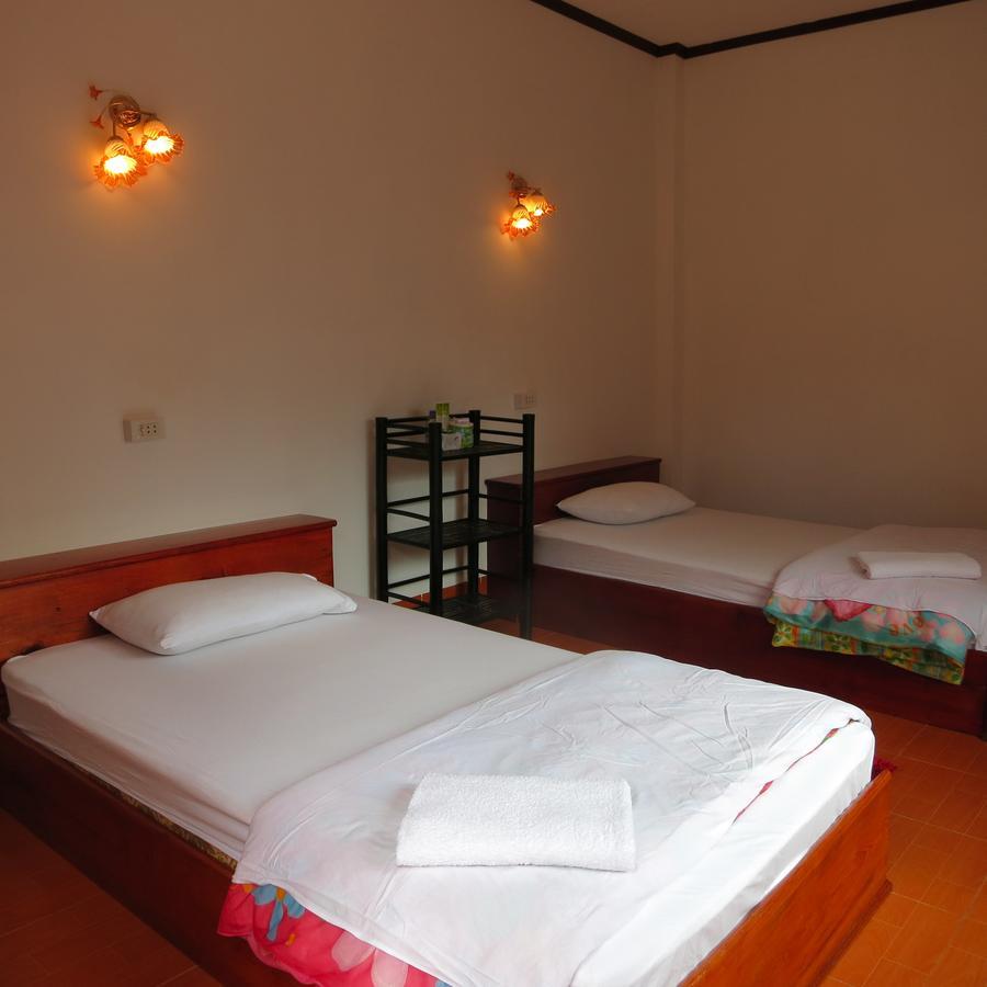 Kongkeo Guesthouse Muang Phônsavan エクステリア 写真