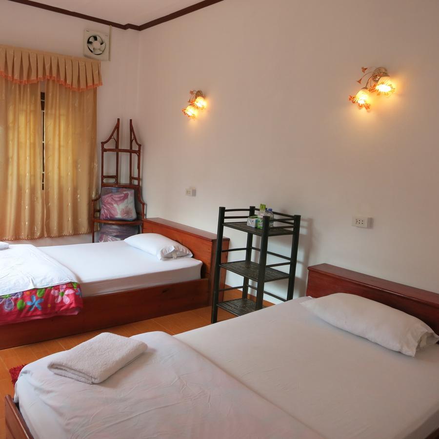 Kongkeo Guesthouse Muang Phônsavan エクステリア 写真