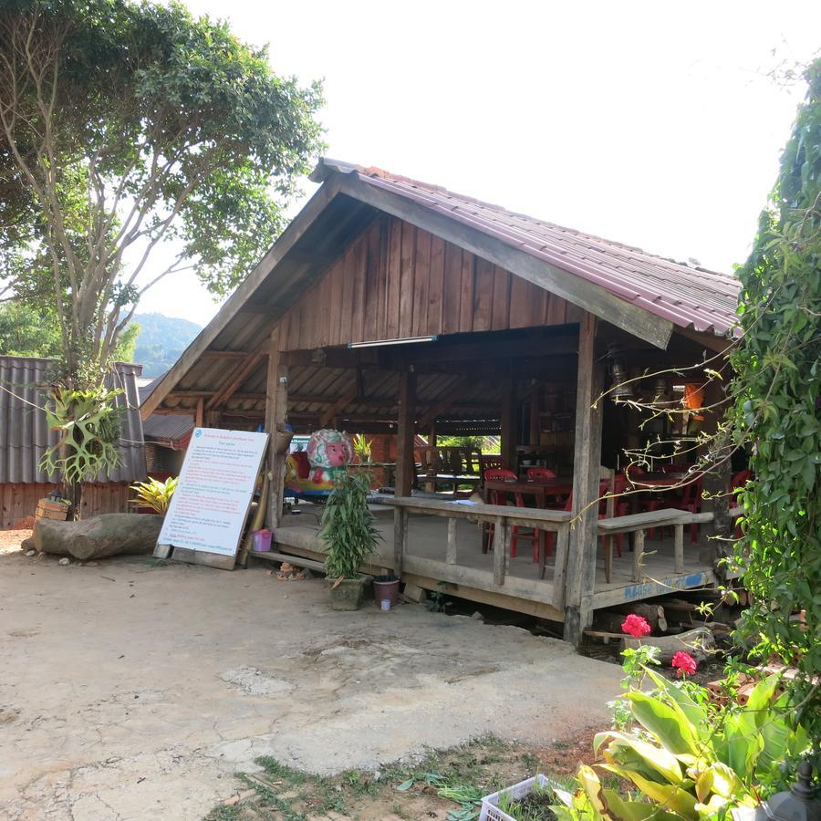Kongkeo Guesthouse Muang Phônsavan エクステリア 写真