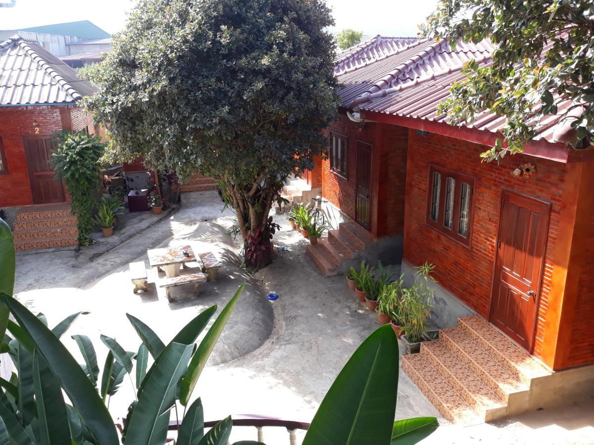 Kongkeo Guesthouse Muang Phônsavan エクステリア 写真